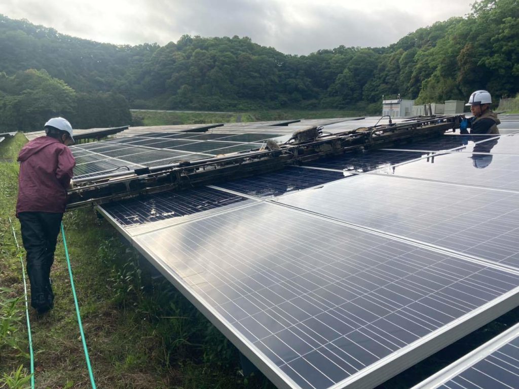 panel-cleaning-machine-construction-2